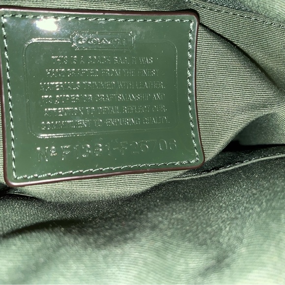 NWOT Coach F25706 With Certificate of Authenticity - Picture 4 of 8